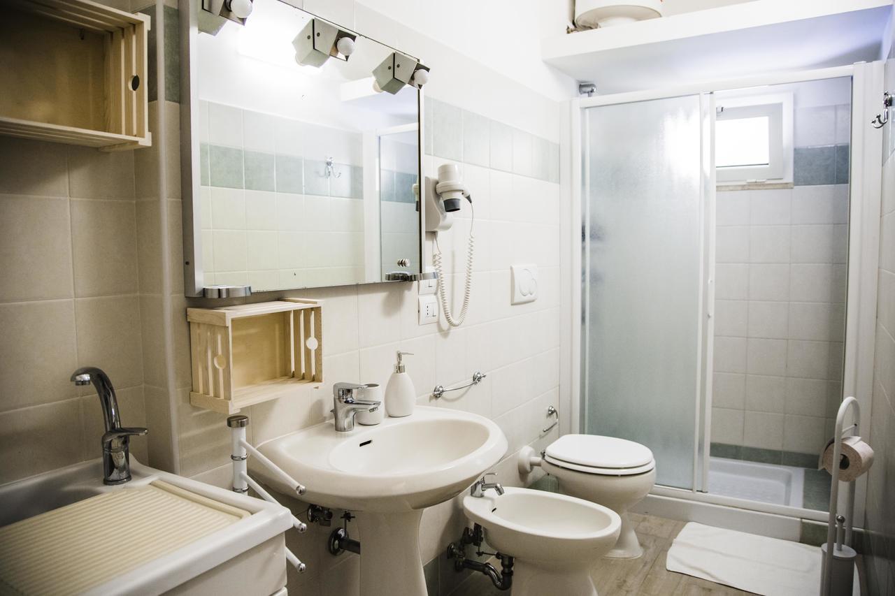 Francesco B&B - Torre Canne Bagian luar foto