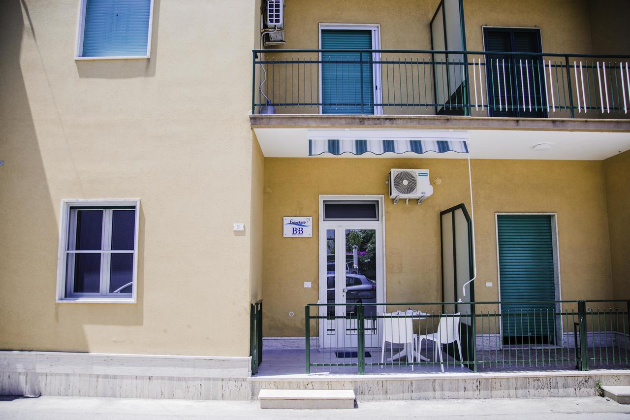 Francesco B&B - Torre Canne Bagian luar foto