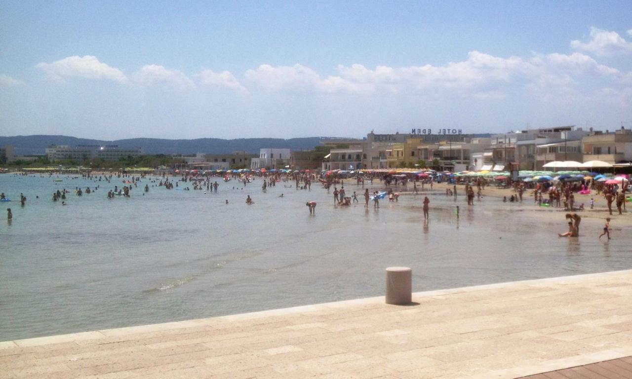 Francesco B&B - Torre Canne Bagian luar foto